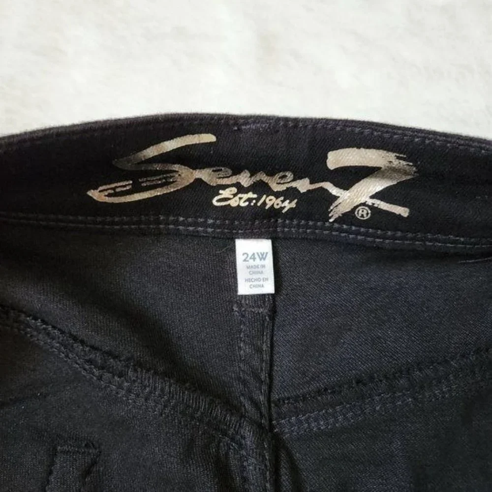 Seven7 Booty Shaper Short sz 24W Black shorts - Picture 7 of 14